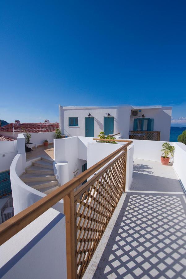 Aparthotel Vesper à Kokkari Extérieur photo